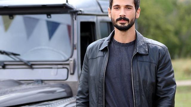 Hudutsuz Sevda'nın Halil İbrahim'i Deniz Can Aktaş kimdir, kaç yaşında? Deniz Can Aktaş nereli? İşte hayatı