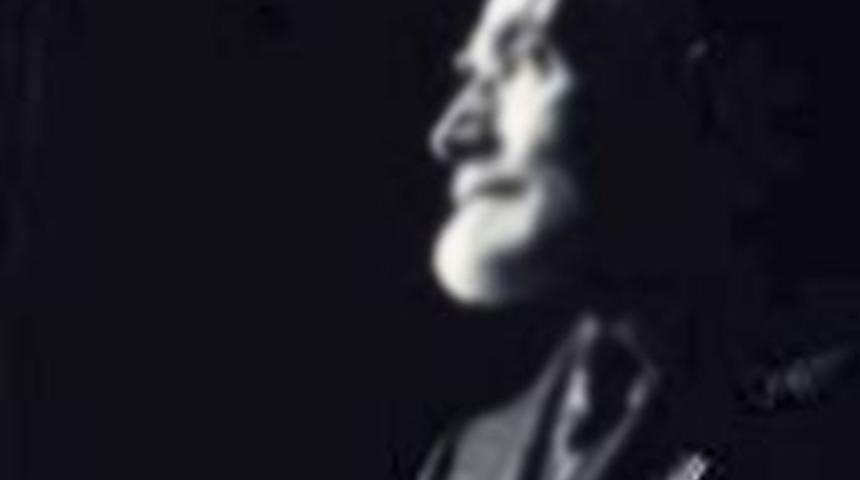 Babasını köle olarak sattı