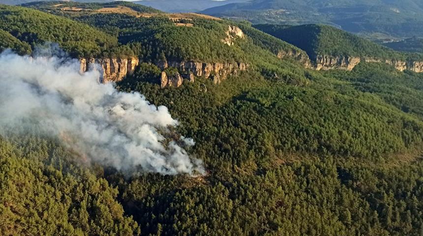Karabük’te orman yangını! 2 helikopterle müdahale ediliyor