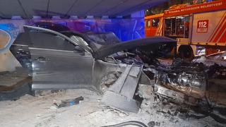 Bahçelievler'de feci kaza! 4 kişi hayatını kaybetti, araçtan çıkan silahlar dikkat çekti…