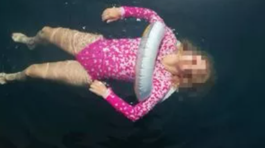 Suda hareketsiz bir şekilde yatan kadını gördüler! Öldüğünü düşündüler gerçek bambaşka çıktı...