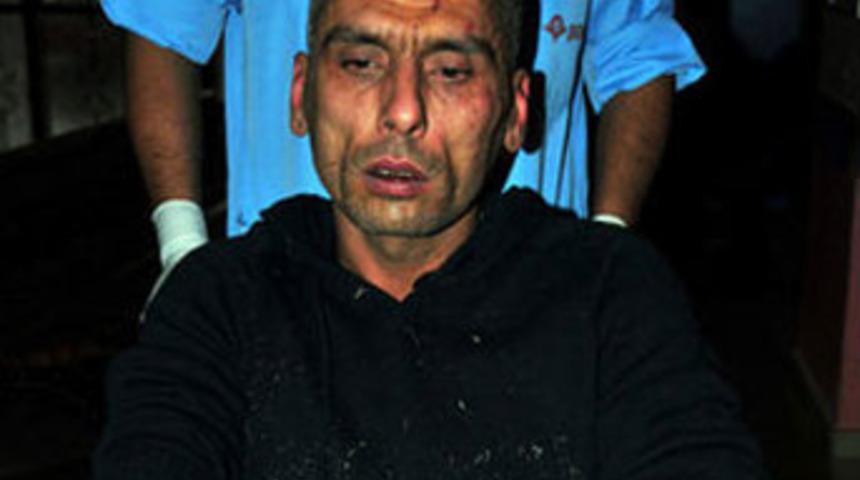 Korna &ccedil;aldı diye, d&ouml;v&uuml;l&uuml;p k&ouml;pr&uuml;den atıldı