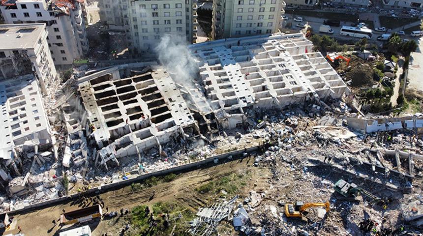 Yüzlerce kişiye mezar olan Rönesans Rezidans'ın mühendislerinden biri tutuklandı!