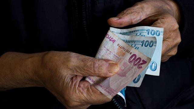 Emekliye 5000 TL ikramiye: O ilçede yaşayanlar dikkat! CHP’li belediye başkanı duyurdu, tek şart…