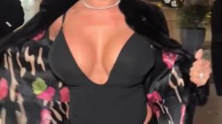 Sosyal medya fenomeni Francia James Instagram'daki sessizliğini bozdu! Dönüşü efsane oldu... Üzerini örtme çabası yetmedi