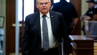 ABD bu olayı konuşuyor! Türkiye karşıtı senatör Bob Menendez görevinden ayrıldı, şok suçlama