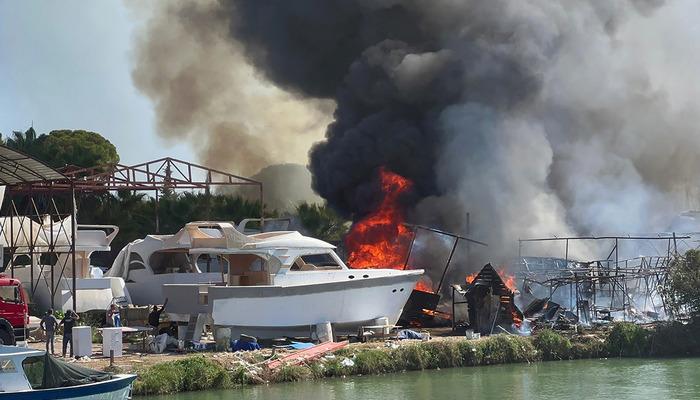 Antalya’da yangın! Alevler teknelere sıçradı