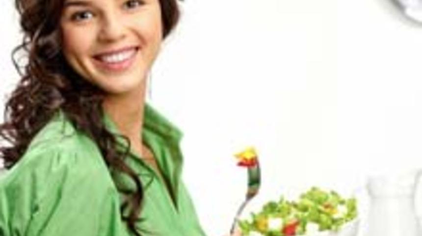 Ev Kadını Nasıl Beslenmeli?