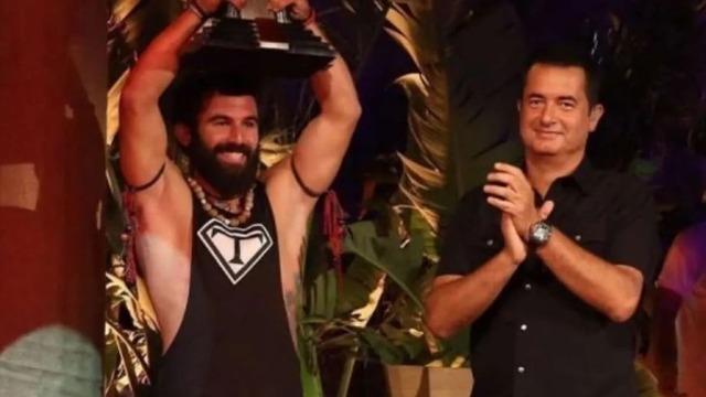 Survivor All Star'a katılacak olan Turabi'nin elindeki baston dikkat çekti! Fizik tedavi sürecim...