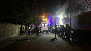 Kilis'te evini ateşe verdikten sonra kendisini yaralayan kişi tedavi altına alındı