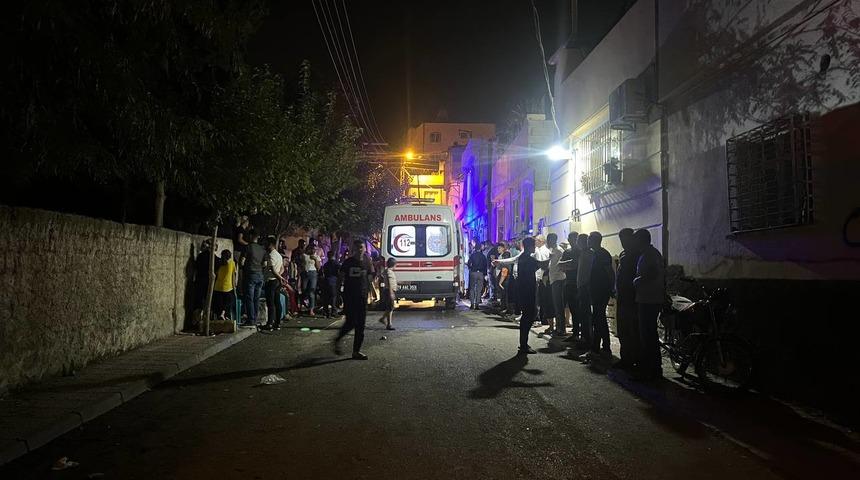 Kilis'te evini ateşe verdikten sonra kendisini yaralayan kişi tedavi altına alındı