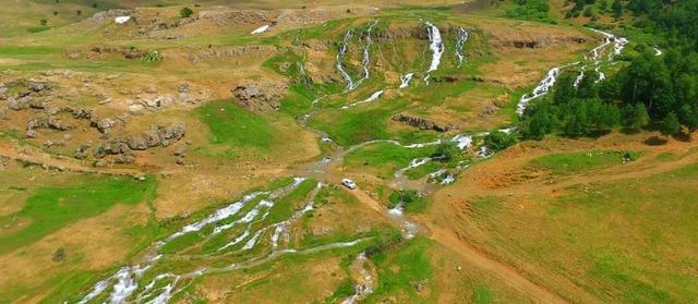 Erzincan’da Konarlı Şelalesi doğal güzelliğiyle ziyaretçilerini bekliyor