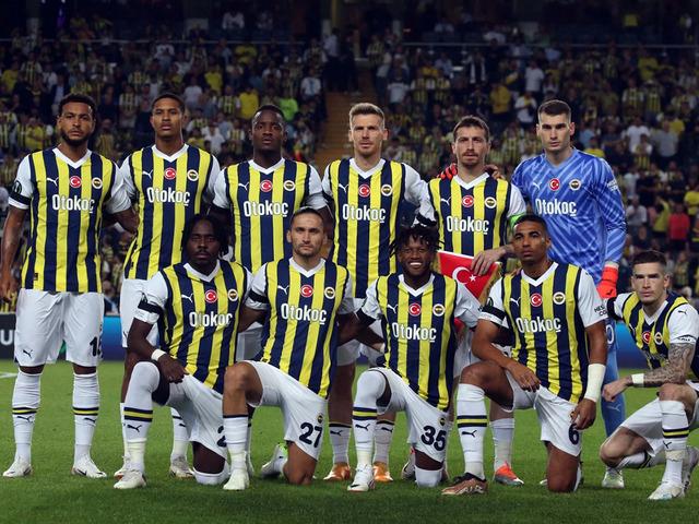 Fenerbahçe'ye Nordsjaelland maçında talih kuşu! Rakip takımı izlemeye geldiler, Oosterwolde'yi beğendiler