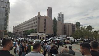 Son dakika: İzmir Adliyesi önünde silah sesleri! Restoranda çatışma çıktı: Ölü ve yaralılar var