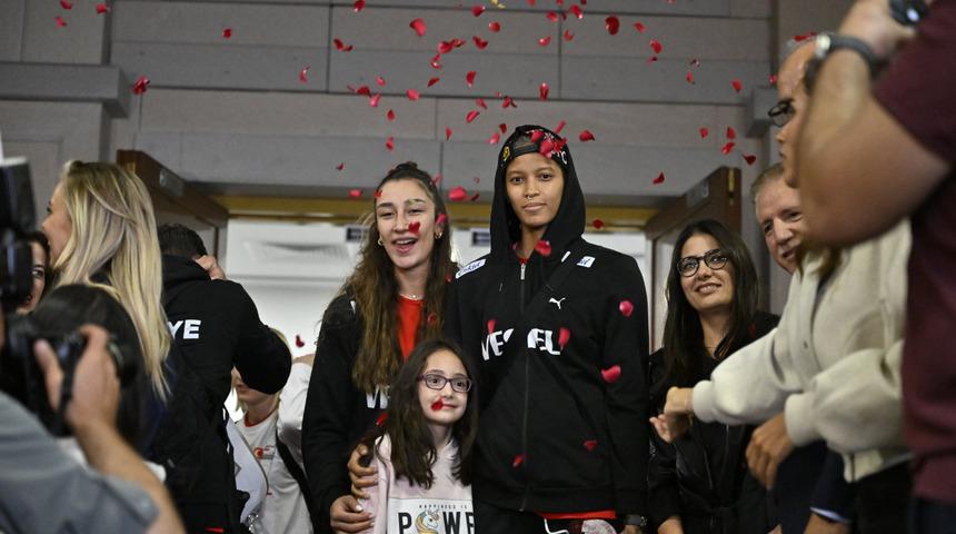 Filenin Sultanları' İstanbul'da  coşkuyla karşılandı