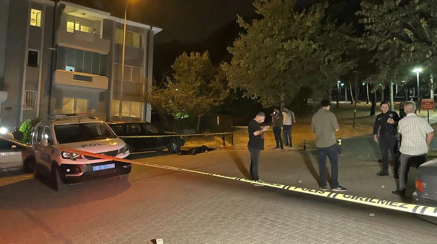 Bursa'da otoparkta silahla vurulan kişi öldü