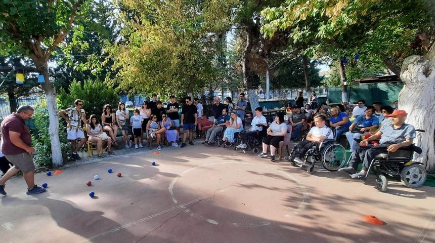 Avrupa’nın 4 ülkesinden gelen engelliler Balıkesir’de buluştu