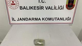 Apostol’da esrar operasyonu