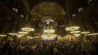 MEVLİD KANDİLİ NAMAZI nasıl kılınır, kaç rekat? Mevlid Kandili namazı ne zaman kılınır? İşte kandil namazı kılınışı