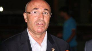 Tanal: Şov yapmak için polislere kelepçe takıyorlar