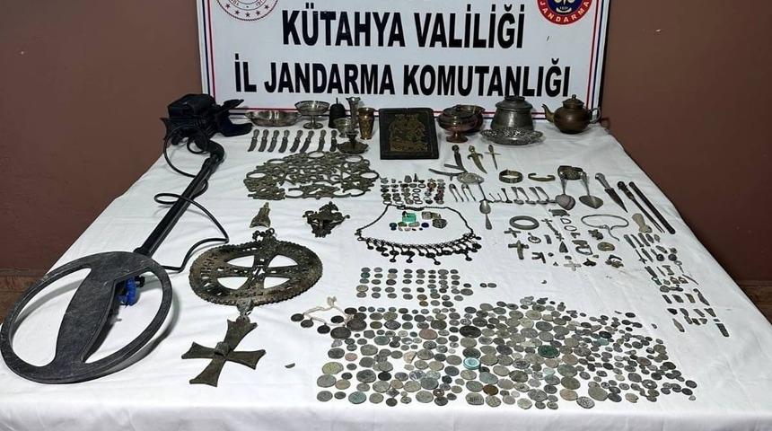 Kütahya’da tarihi eser operasyonu