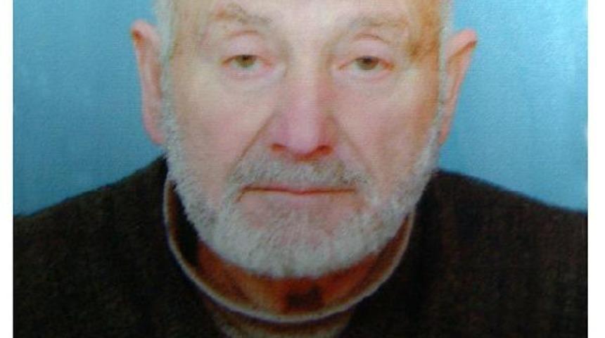 Kenan &Ouml;ner'in evinde g&uuml;nl&uuml;k  ve motorlu tırpan bulundu