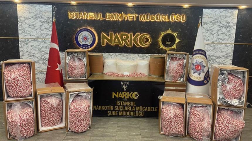 16 ilde dev operasyon: 99 zehir taciri yakalandı! Bakan Yerlikaya "Mücadelemiz aralıksız sürecek" diyerek paylaştı