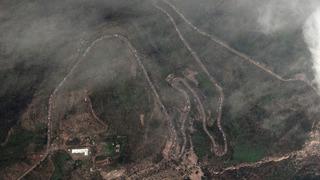 Azerbaycan'ın zaferi sonrası dikkat çeken görüntü! Uzun araç kuyrukları oluştu, sayıları 30 bine ulaştı... Sosyal medyaya damga vuran video