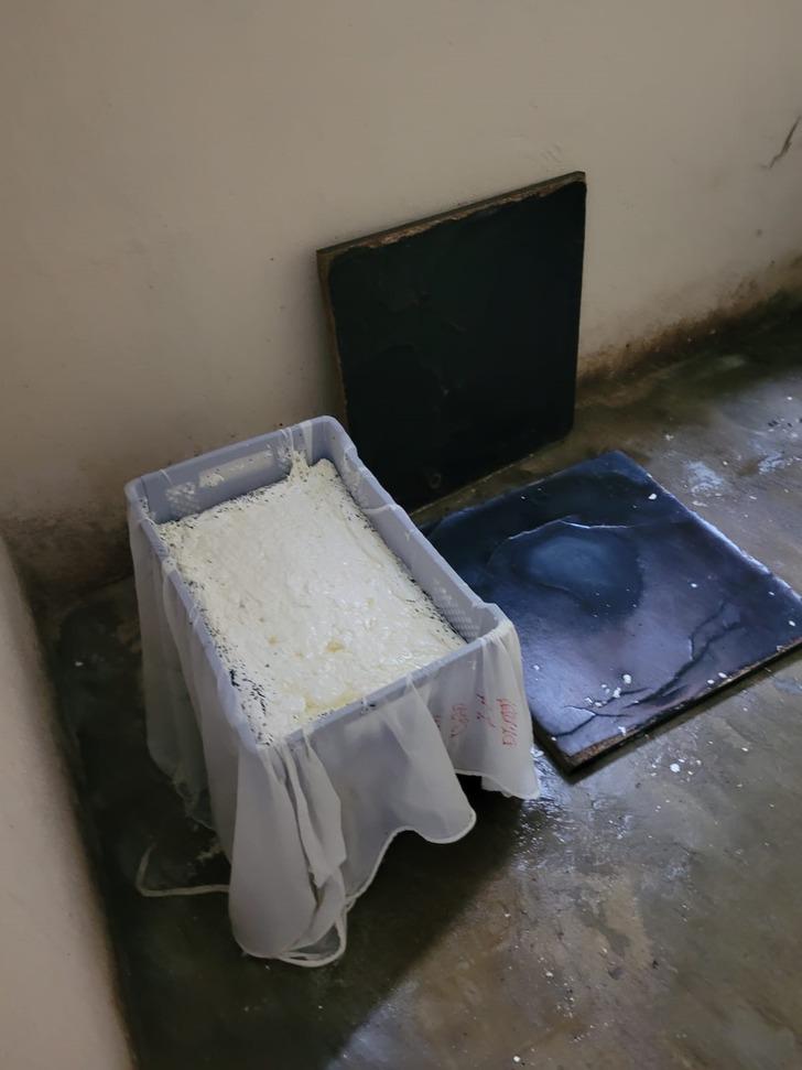 Vatandaşa yedirdikleri gıdanın halini görenler gözlerine inanamadı! Bursa'da şok görüntüler: Hepsine el kondu, iş yeri doğruca mühürlendi G5