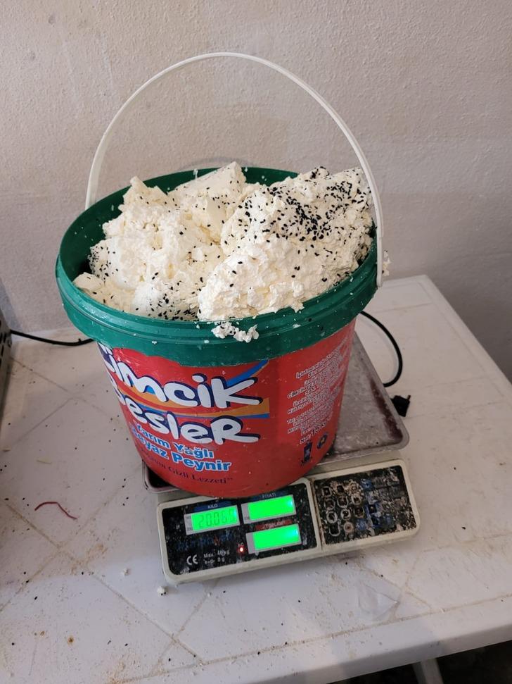 Vatandaşa yedirdikleri gıdanın halini görenler gözlerine inanamadı! Bursa'da şok görüntüler: Hepsine el kondu, iş yeri doğruca mühürlendi G1