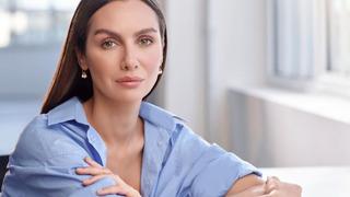 Birce Akalay yeni dizisi için imaj değiştirdi! Son hali olay oldu