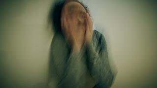 Dünya bu toplu tecavüz skandalını konuşuyor! 12 yaşındaki kızı ailesinin yanından kaçıran 11 kişi içki içirip tecavüz etti