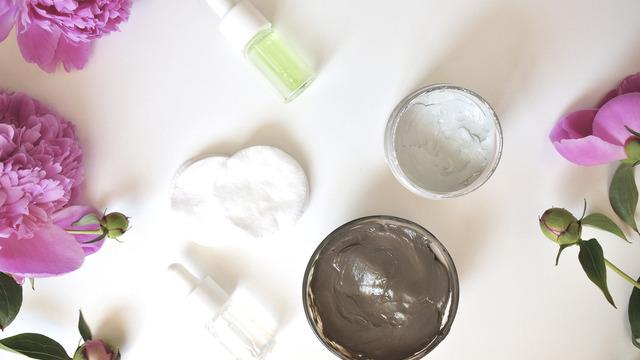 Likit cilt temizleyici nedir? Likit cilt temizleyici nasıl kullanılır?