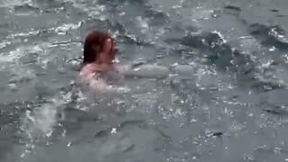 Kadıköy-Eminönü vapurundan düştü! Boğazda korku dolu anlar