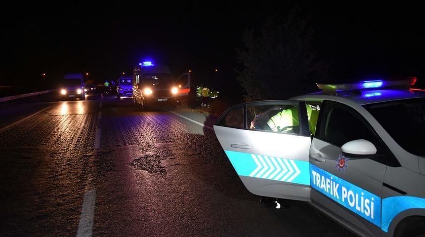 Kırıkkale'de şarampole devrilen motosikletin s&uuml;r&uuml;c&uuml;s&uuml; &ouml;ld&uuml;