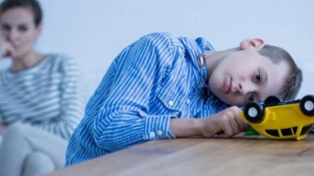 40 çocuktan 1'inde görülüyor! Anne - babalar, bu belirtiler varsa dikkat