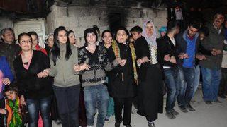 Leyla Zana'ya Hakkari'de coşkulu karşılama