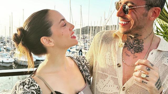 Ünlü şarkıcı Can Bonomo İstanbul'u terk etti! Ailesiyle birlikte bakın nereye yerleşti