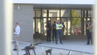 14 yaşındaki öğrenci okulda terör estirdi! Öğretmenini gözünden bıçakladı... Sınıf arkadaşlarını rehin aldı: 2 öğretmen ve 2 öğrenci yaralandı