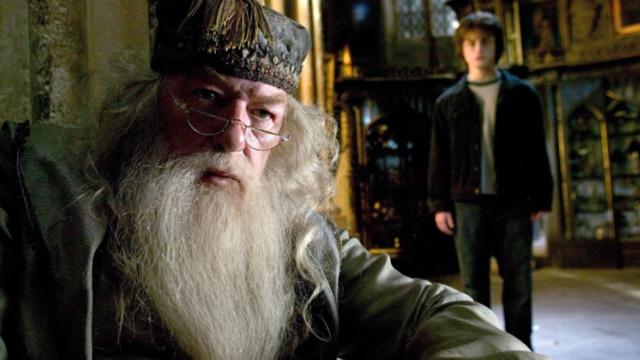 Harry Potter'ın sevilen oyuncusu  Michael Gambon 82 yaşında hayatını kaybetti! Üzen haberi ailesi verdi