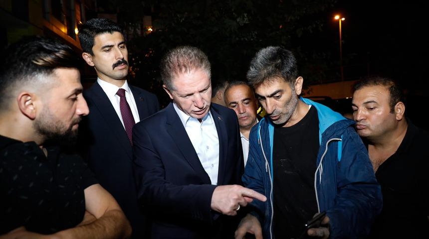 İstanbul Valisi Gül'den selden etkilenen Sultangazi'ye ziyaret