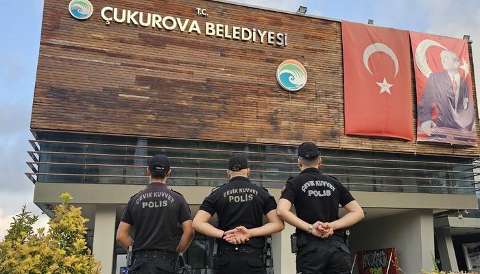 SON DAKİKA | Seyhan ve Çukurova belediyelerine rüşvet operasyonu! Polisler evraklara el koydu