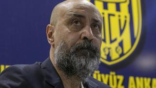 Tolunay Kafkas'ın Galatasaray'a karşı şansı tutmuyor