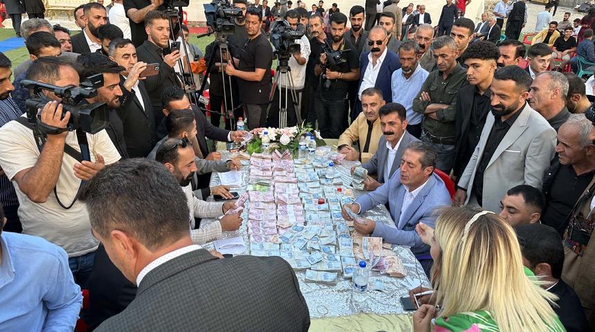 'Tıvorlu İsmail’in oğlu evlendi! Düğünde takılan takı miktarı dudak uçuklattı