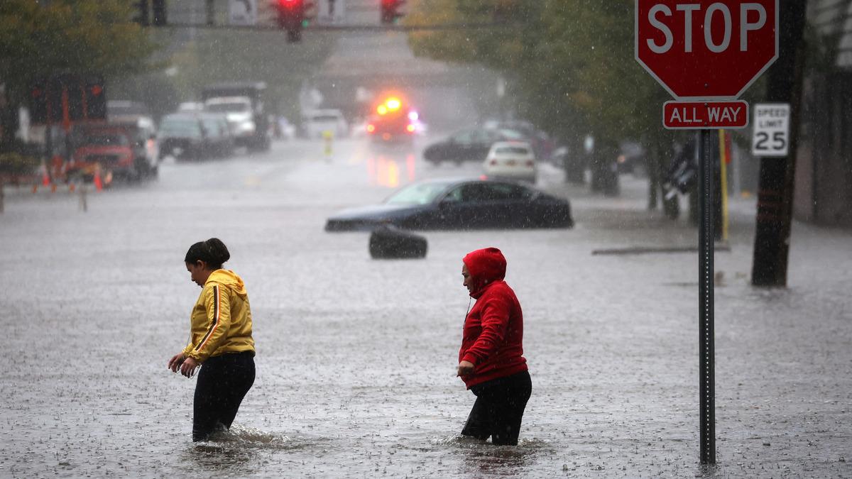 Vali açıkladı! New York'ta yağışlar ve su baskınları nedeniyle olağanüstü hal ilan edildi