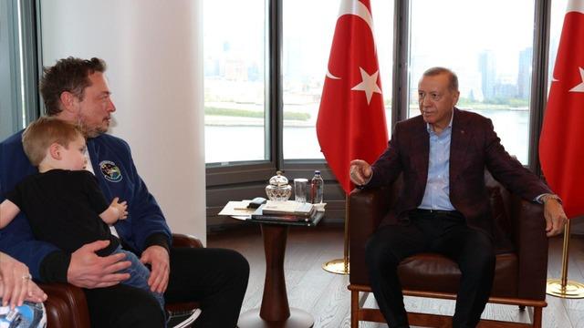 Elon Musk'ın Türkiye ve TEKNOFEST paylaşımına Cumhurbaşkanı Erdoğan'dan yanıt 