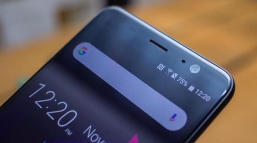 HTC U11 EYEs tanıtım tarihi açıklandı