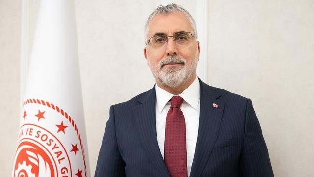 Emekliye 5 bin TL ikramiye kimleri kapsıyor? Bakan Işıkhan o tartışmalara son noktayı koydu: 'En maksimum sonuç...'