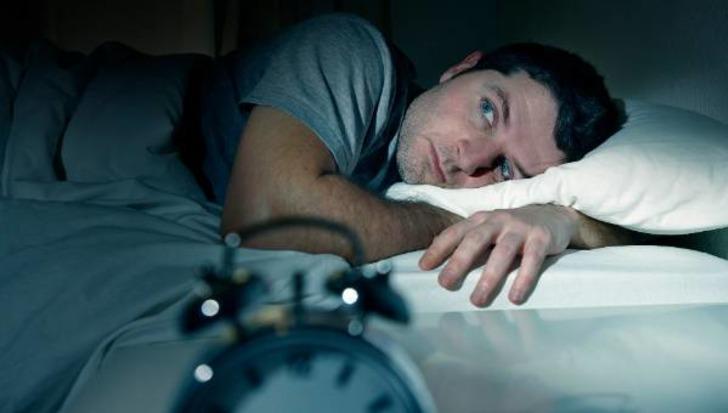 Aman dikkat! 7 saatten az uyuyan bireylerin hastalık oranı 3 kat artıyor! Yatmadan önce... G1