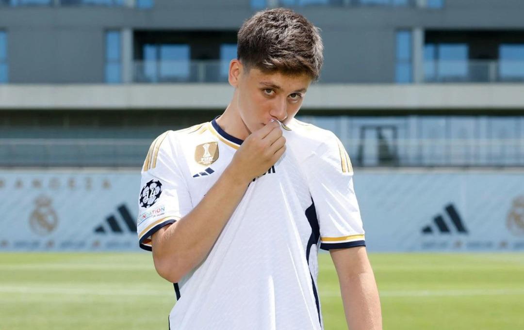 Arda Güler li Real Madrid Kenan Yıldız lı Juventus u turnuva dışına itti... Kenan Yıldız ın ara pası sosyal medyada gündem oldu! 5